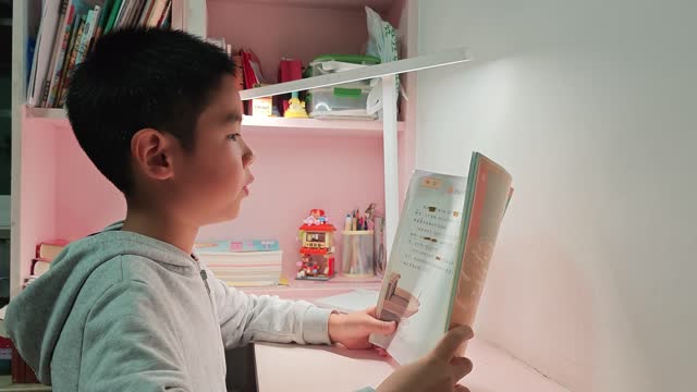 倪一晨的视频