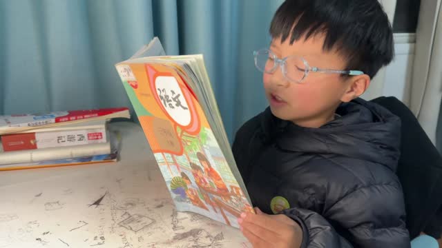 张宸瀚的视频