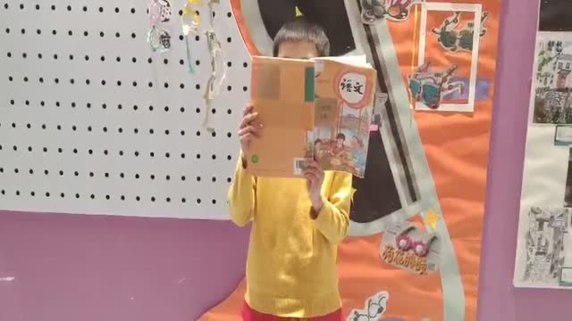 何岱霖的视频
