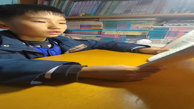 胡哲瑞的视频