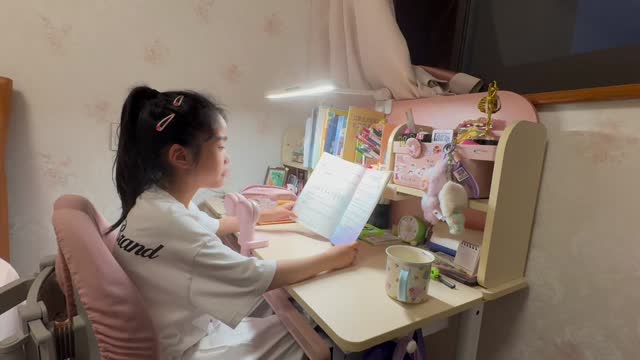 蒋以沫的视频