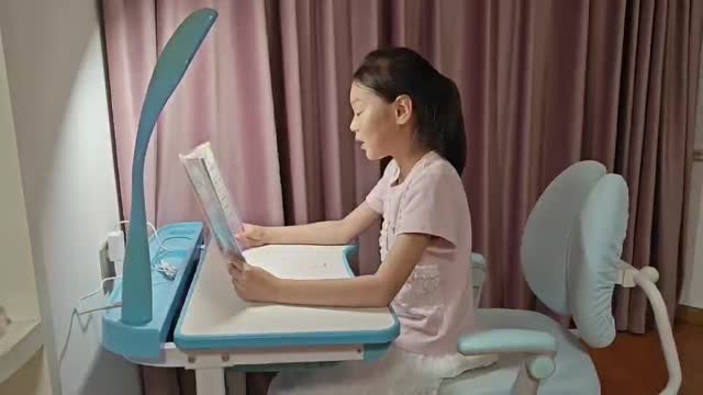 张馨月的视频